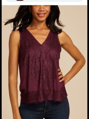 Maurices Plum Lace V-Neck Sleeveless Camisole